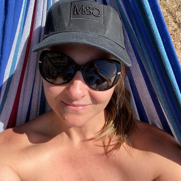 Meet your Posher, Emma - Picture 3 of 16